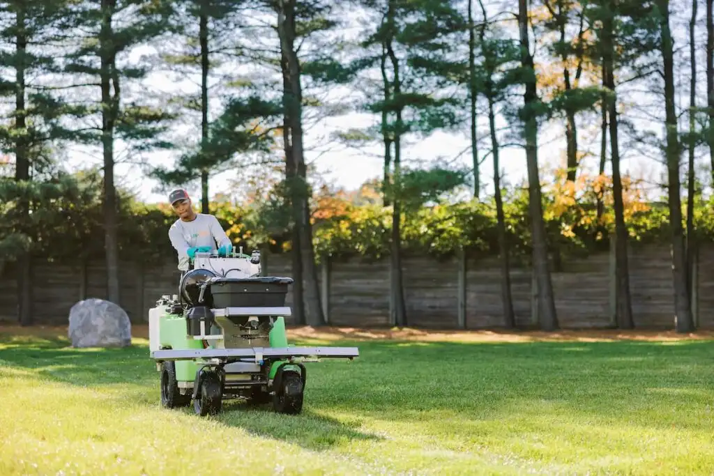Lawn Squad lawn care